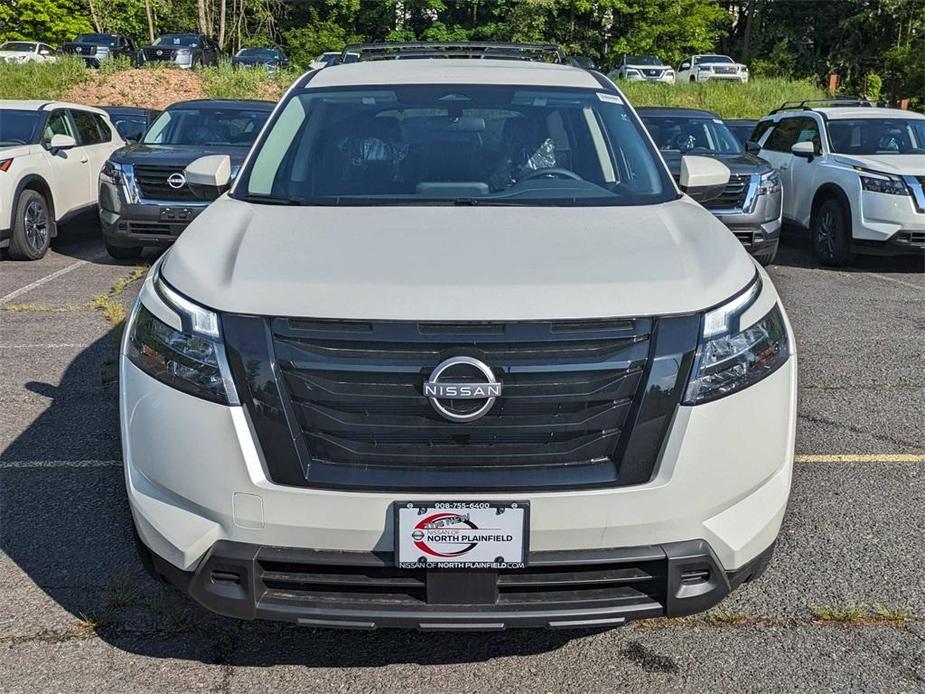 new 2024 Nissan Pathfinder car, priced at $44,005