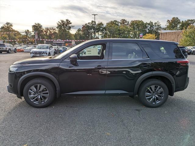 new 2024 Nissan Pathfinder car, priced at $40,480