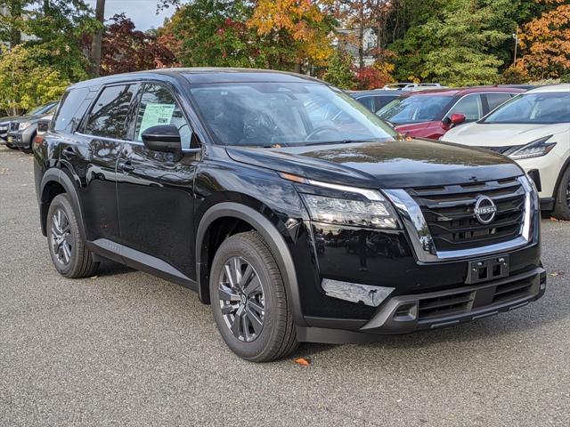 new 2024 Nissan Pathfinder car, priced at $40,480