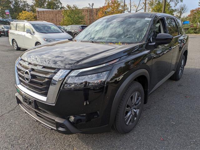 new 2024 Nissan Pathfinder car, priced at $40,480