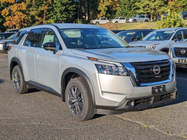 new 2024 Nissan Pathfinder car, priced at $40,570