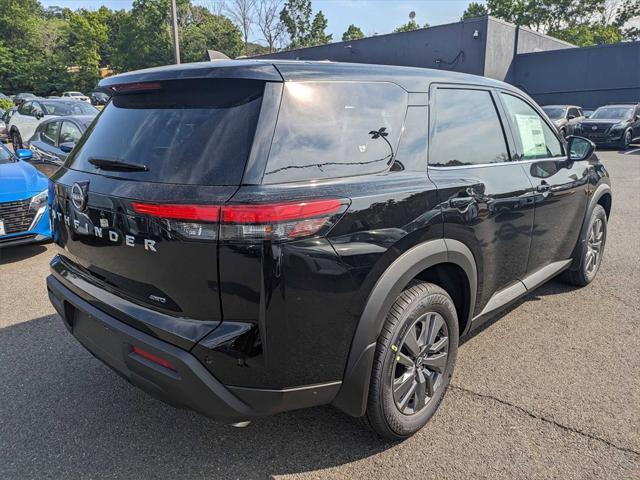 new 2024 Nissan Pathfinder car, priced at $40,480