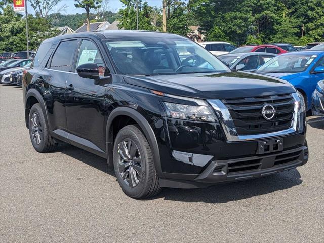 new 2024 Nissan Pathfinder car, priced at $40,480