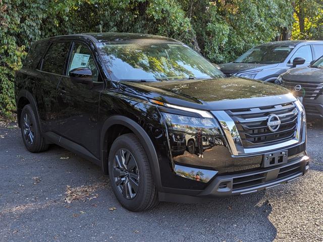 new 2024 Nissan Pathfinder car, priced at $40,480