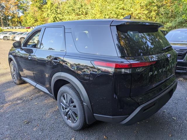 new 2024 Nissan Pathfinder car, priced at $34,995