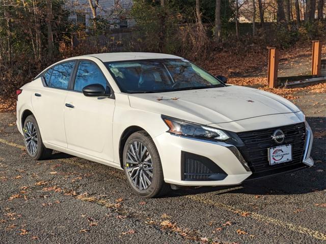 new 2025 Nissan Altima car, priced at $31,255