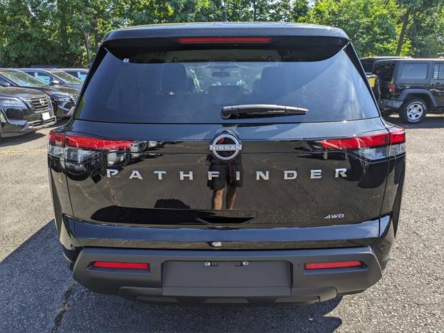 new 2024 Nissan Pathfinder car, priced at $40,480