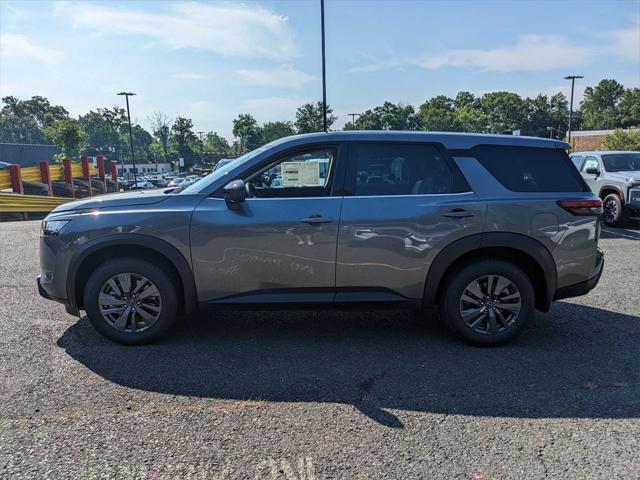 new 2024 Nissan Pathfinder car, priced at $40,570