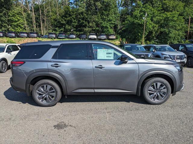 new 2024 Nissan Pathfinder car, priced at $40,570