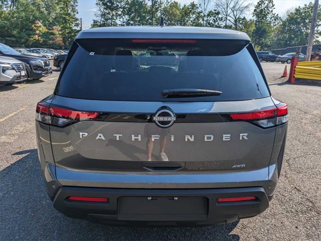 new 2024 Nissan Pathfinder car, priced at $40,570