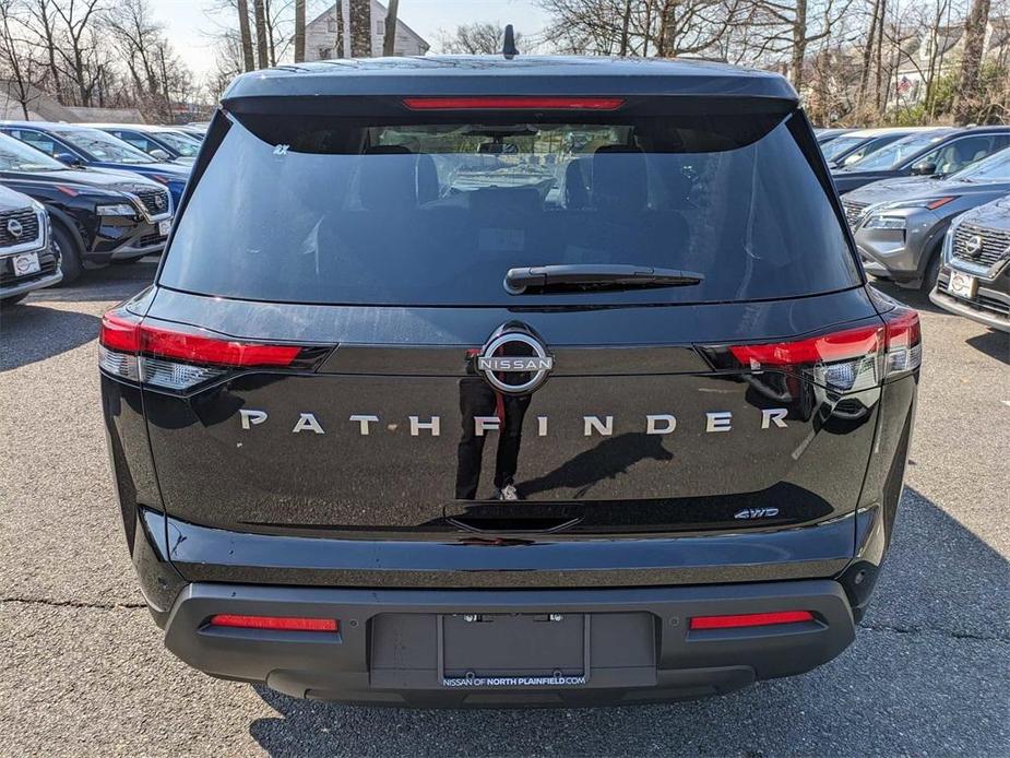 new 2024 Nissan Pathfinder car, priced at $46,255