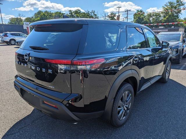 new 2024 Nissan Pathfinder car, priced at $40,480