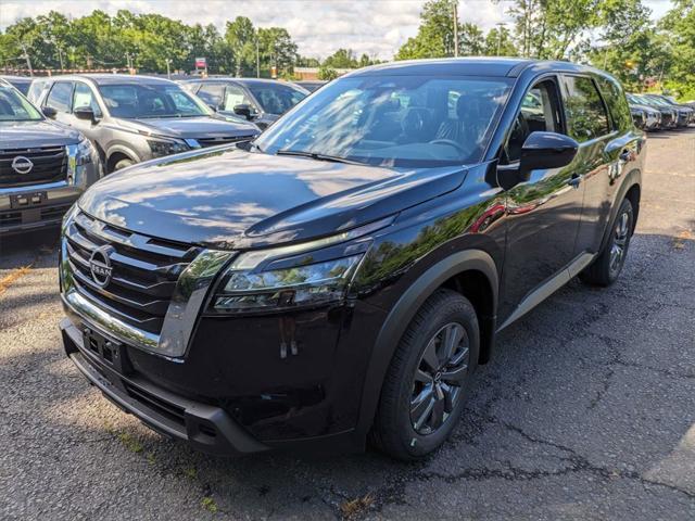 new 2024 Nissan Pathfinder car, priced at $40,480