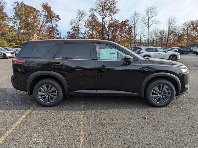 new 2024 Nissan Pathfinder car, priced at $40,480