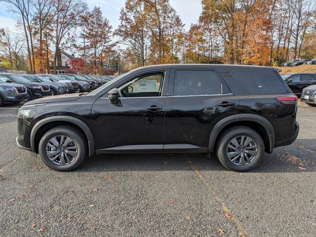 new 2024 Nissan Pathfinder car, priced at $40,480