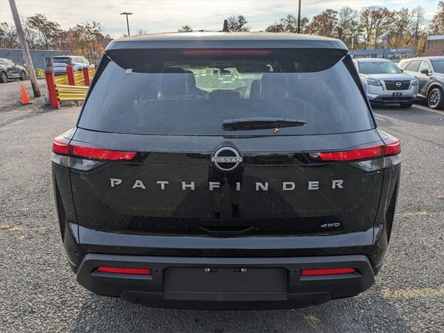 new 2024 Nissan Pathfinder car, priced at $40,480