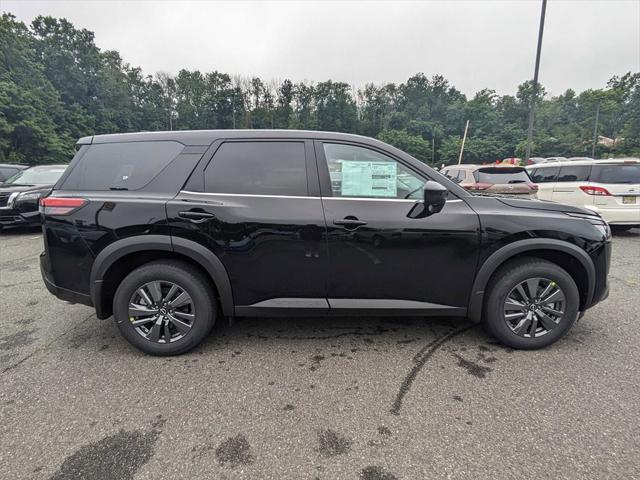 new 2024 Nissan Pathfinder car, priced at $40,830