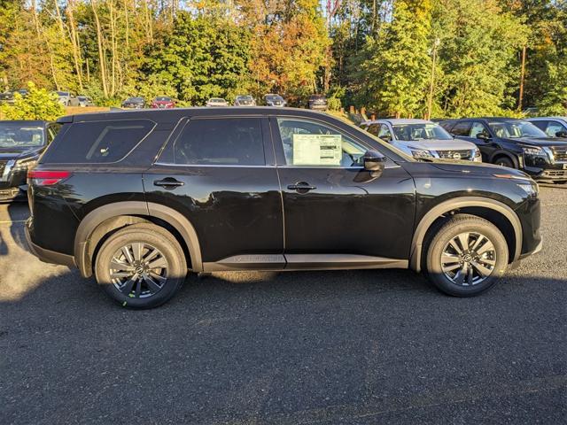 new 2024 Nissan Pathfinder car, priced at $40,480