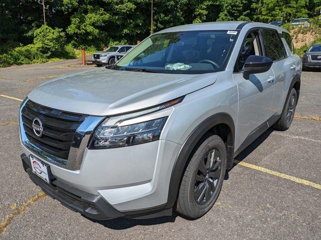 new 2024 Nissan Pathfinder car, priced at $40,480