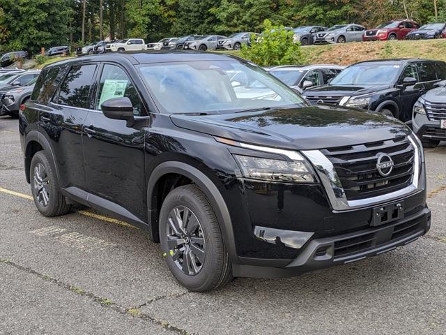 new 2024 Nissan Pathfinder car, priced at $40,830