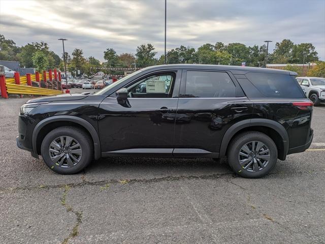 new 2024 Nissan Pathfinder car, priced at $40,830