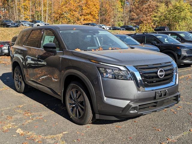 new 2024 Nissan Pathfinder car, priced at $40,480