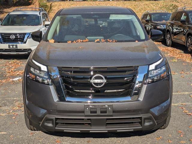 new 2024 Nissan Pathfinder car, priced at $40,480