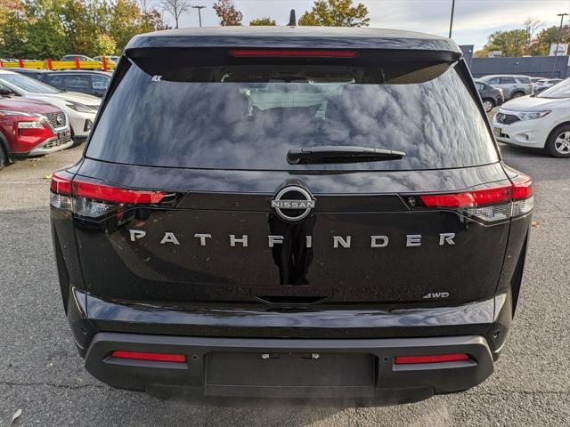 new 2024 Nissan Pathfinder car, priced at $40,830