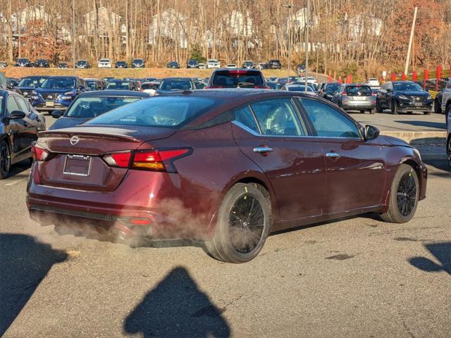 new 2025 Nissan Altima car, priced at $30,465