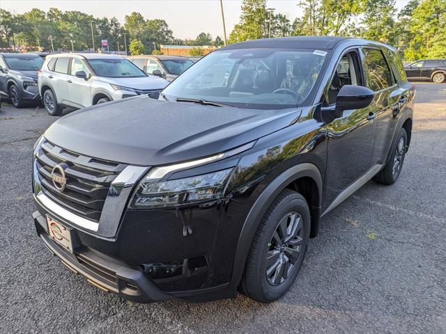 new 2024 Nissan Pathfinder car, priced at $40,480