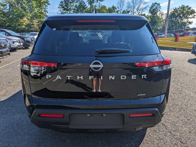 new 2024 Nissan Pathfinder car, priced at $40,480