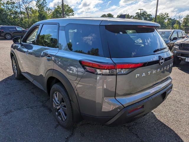 new 2024 Nissan Pathfinder car, priced at $40,480