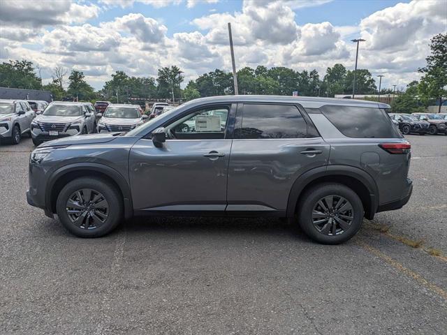 new 2024 Nissan Pathfinder car, priced at $40,480