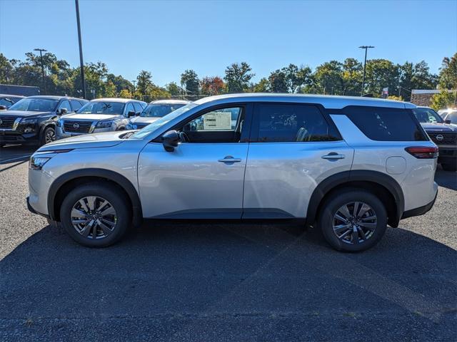 new 2024 Nissan Pathfinder car, priced at $40,570