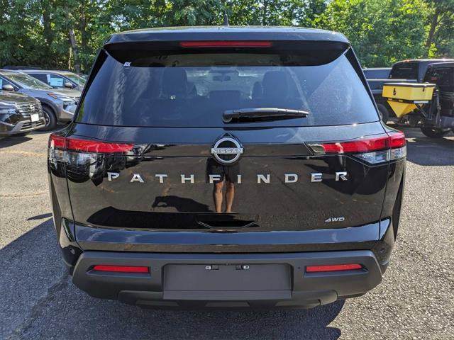 new 2024 Nissan Pathfinder car, priced at $40,480