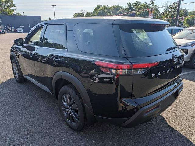 new 2024 Nissan Pathfinder car, priced at $40,480