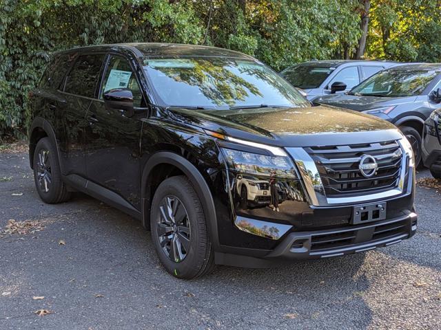 new 2024 Nissan Pathfinder car, priced at $40,480