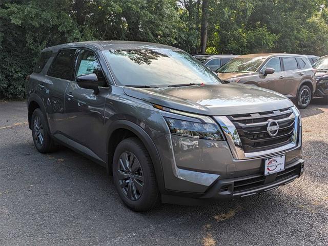 new 2024 Nissan Pathfinder car, priced at $40,480