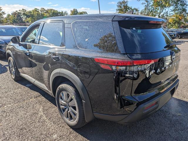 new 2024 Nissan Pathfinder car, priced at $40,480