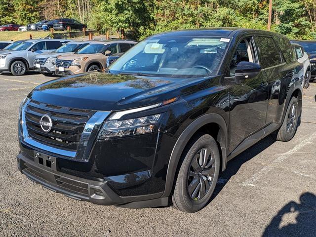 new 2024 Nissan Pathfinder car, priced at $40,480