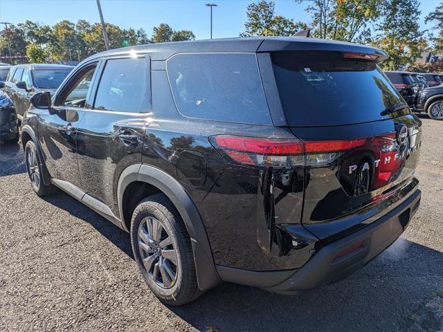 new 2024 Nissan Pathfinder car, priced at $40,480