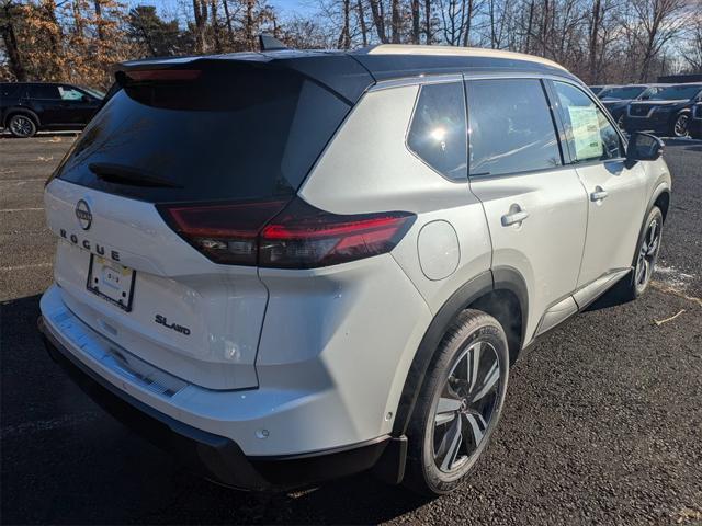 new 2025 Nissan Rogue car, priced at $40,625