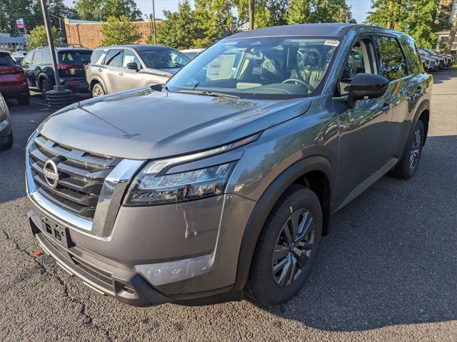 new 2024 Nissan Pathfinder car, priced at $40,480