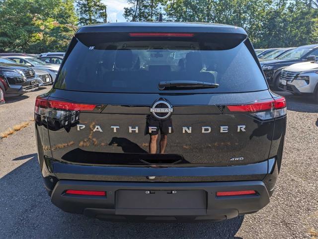 new 2024 Nissan Pathfinder car, priced at $40,480