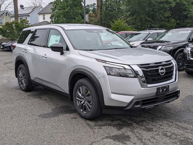 new 2024 Nissan Pathfinder car, priced at $40,480