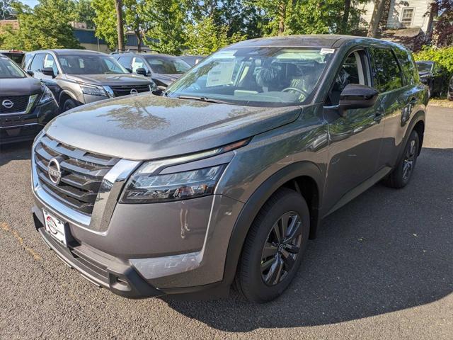 new 2024 Nissan Pathfinder car, priced at $40,480