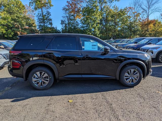 new 2024 Nissan Pathfinder car, priced at $40,830