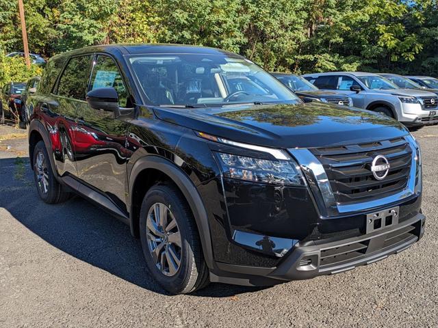 new 2024 Nissan Pathfinder car, priced at $40,830