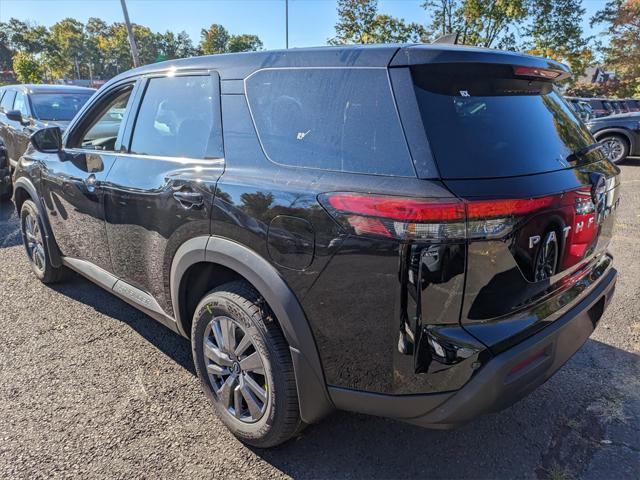 new 2024 Nissan Pathfinder car, priced at $40,830