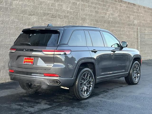 new 2025 Jeep Grand Cherokee car